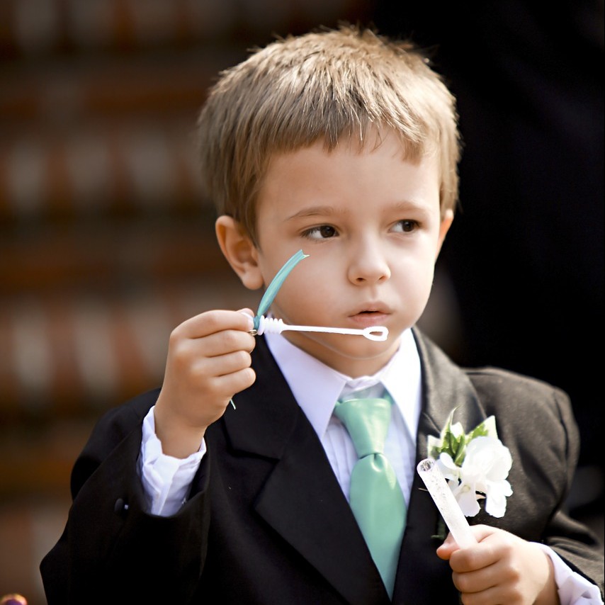 Pros and Cons of a Child-Free Wedding