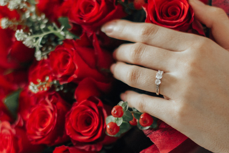 Valentine ring on sale