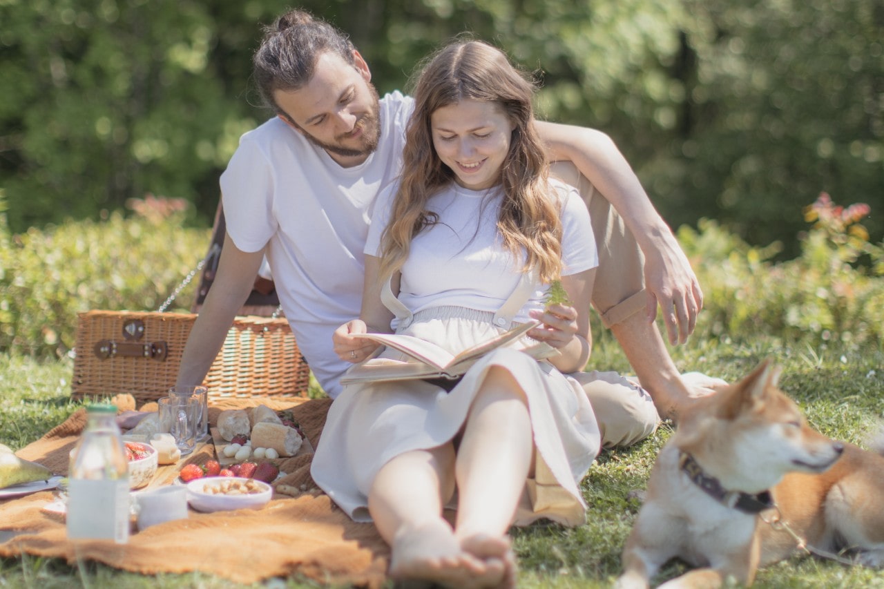 hike and picnic proposal in hawaii