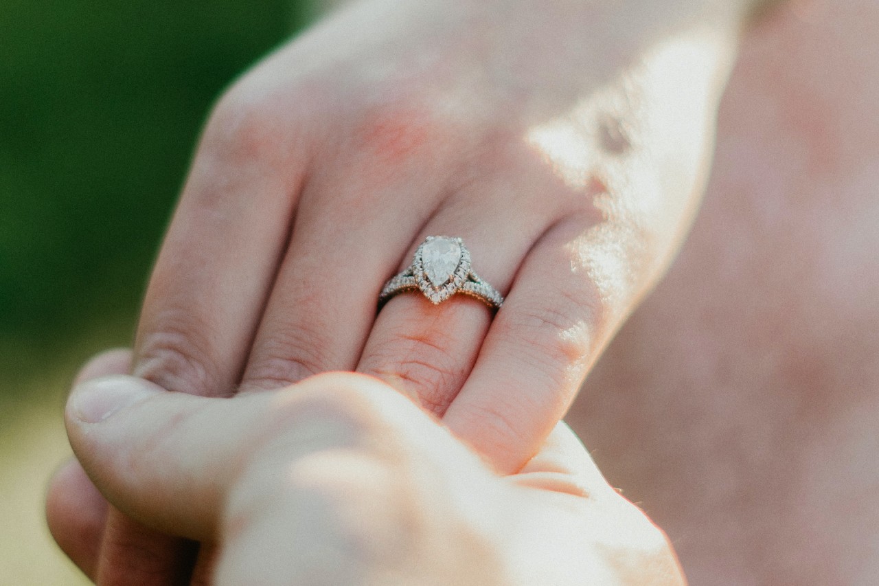 diamond rings at wedding ring shop